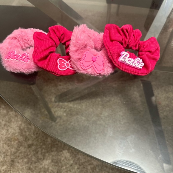 4PCS BARBIE HAIR SCRUNCHIES - Picture 3 of 3